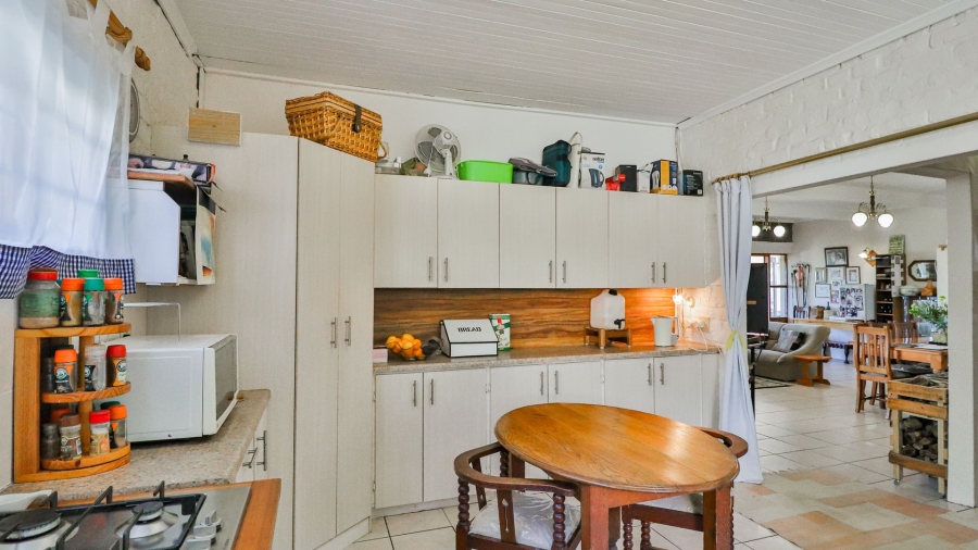 4 Bedroom Property for Sale in Stilbaai Oos Western Cape